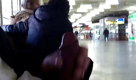 La víspera de año nuevo con diecinueve xxx caseros cortos años de edad chica rusa