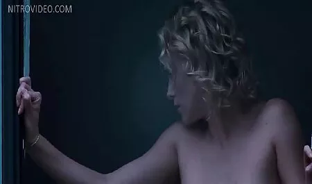 Su jefe forced la chica a videos porno caseros con animales chupar su polla