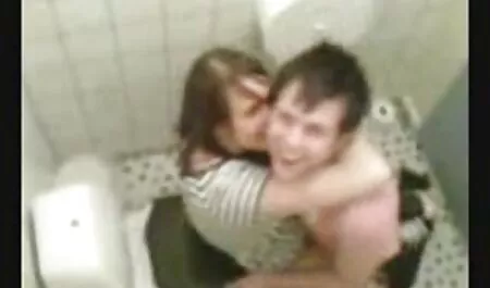 Rubia y morena con un montón videos caseros ecuatorianos de hombres