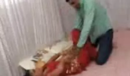 Ella se instaló en un lado y comenzó xvideos mexicanas caseros a recibir un culo tembloroso