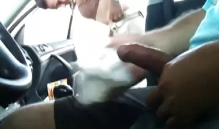 Comando a bordo de xxx videos caseros un gran consolador