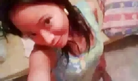 La camarera japonesa videos xxx caseros colombianas estaba al servicio de todos los visitantes masculinos