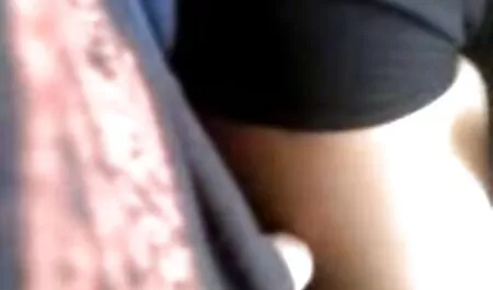 Las piernas se extienden amplia y efectivamente y juegan consigo mismas xvideos caseros argentinos
