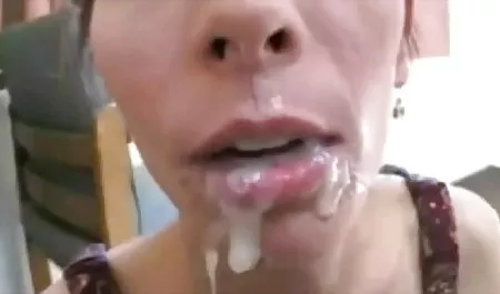 Latina con increíble sonrisa videos caseros amas de casa