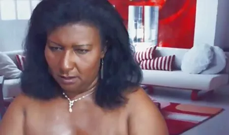 Él le da a una dama a más de 40 personas en su ver sexo casero boca y la hace sufrir de cáncer