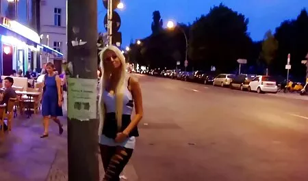 Chica está enojada con el coche del hombre xvideos sexo casero